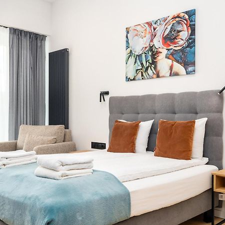 Margi Ether Apartament Lux Pool Balcony 슈체친 외부 사진