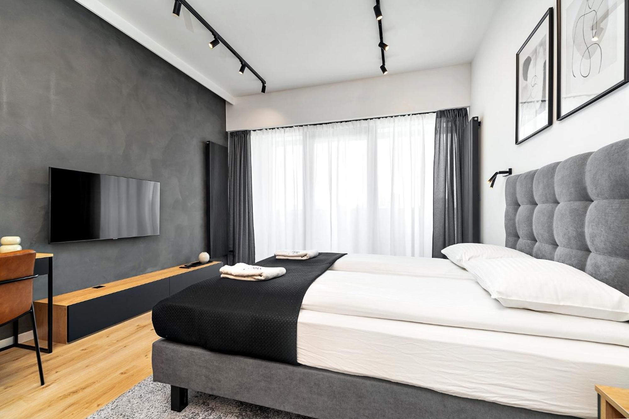 Margi Ether Apartament Lux Pool Balcony 슈체친 외부 사진